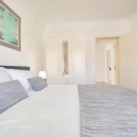 Happy Holiday Cascais - *